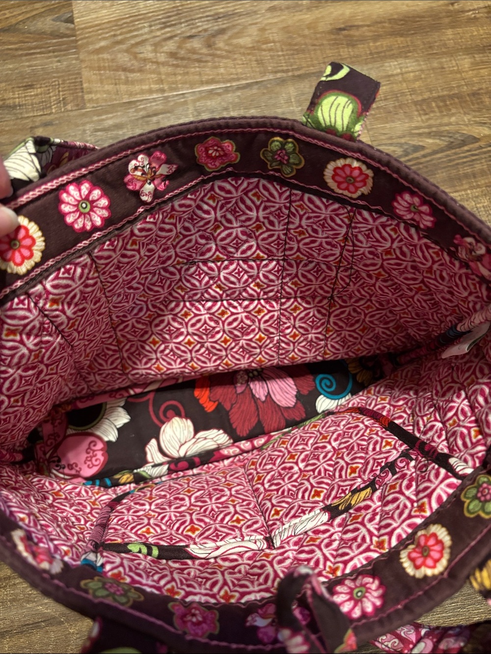 Quilted Floral Tic Tac Tote Mod Floral pattern in Pink and Brown - Picture 5 of 8